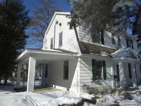 1074 Teviot Rd, Schenectady, NY 12308 photo 3