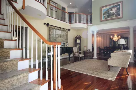 852 Greenthorne Blvd, Schenectady, NY 12303 photo 21