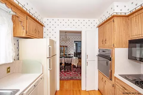 3022 Spawn Rd, Schenectady, NY 12303 photo 4
