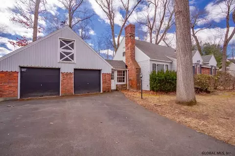 3022 Spawn Rd, Schenectady, NY 12303 photo 1