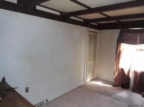 1235 Libby Ave, Schenectady, NY 12309 photo 8