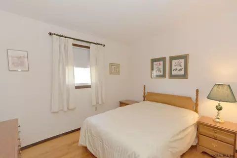 175 Ray Ave, Schenectady, NY 12309 photo 14