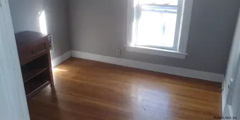 1045 Garner Ave, Schenectady, NY 12309 photo 9