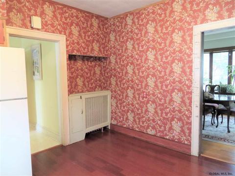 2 Harvard Ave, Albany, NY 12208 photo 15