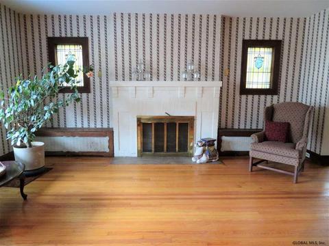 2 Harvard Ave, Albany, NY 12208 photo 5