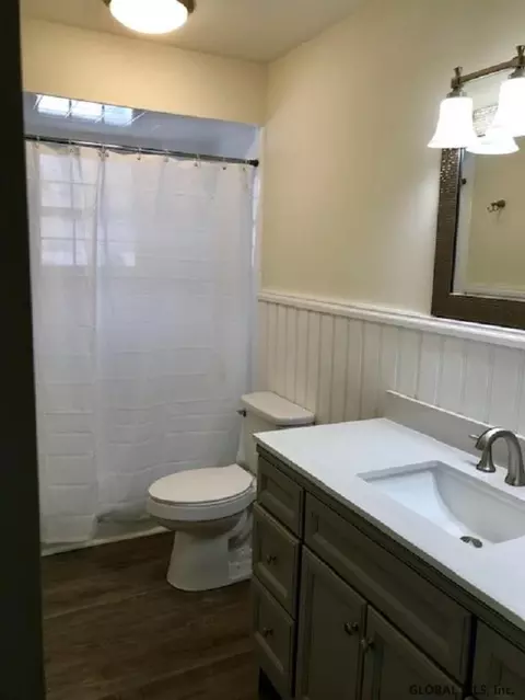 110 Westchester Dr, Delmar, NY 12054 photo 7