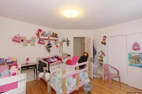 1146 Phoenix Ave, Schenectady, NY 12308 photo 21