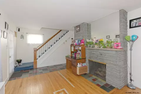 1146 Phoenix Ave, Schenectady, NY 12308 photo 7