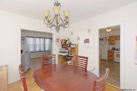 1146 Phoenix Ave, Schenectady, NY 12308 photo 12