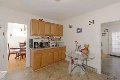 1146 Phoenix Ave, Schenectady, NY 12308 photo 16