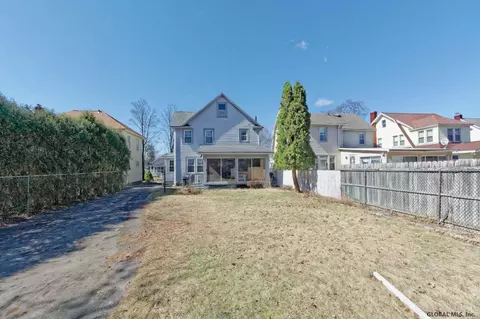 1146 Phoenix Ave, Schenectady, NY 12308 photo 32