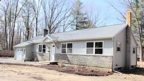6 Herrick Dr, Schenectady, NY 12302 photo 3