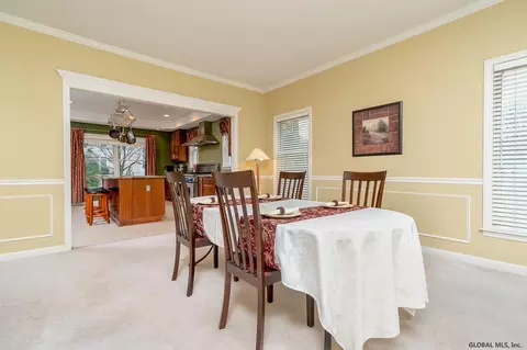 5 Sage Ln, Glenmont, NY 12077 photo 5