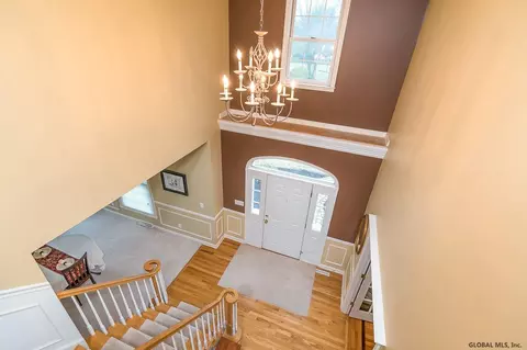 5 Sage Ln, Glenmont, NY 12077 photo 3