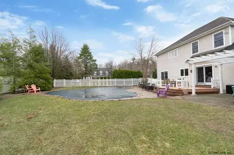 5 Sage Ln, Glenmont, NY 12077 photo 65