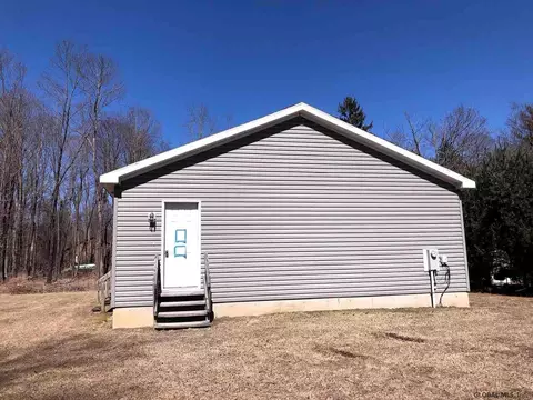 1314 River St, Valatie, NY 12184 photo 4