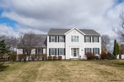 95 Daniel St, Slingerlands, NY 12159 photo 1
