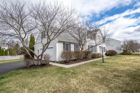 95 Daniel St, Slingerlands, NY 12159 photo 3