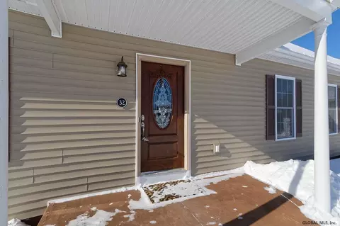 32 Wiley Way, Corinth, NY 12822 photo 3