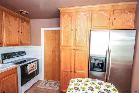 797 Main Ave, Schenectady, NY 12303 photo 8
