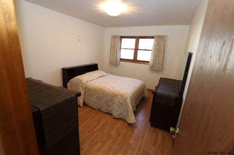 2013 Michael Ln, Schenectady, NY 12306 photo 14