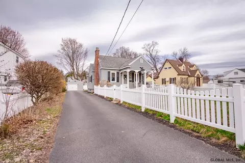 1132 Trinity Ave, Schenectady, NY 12306 photo 40