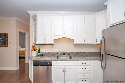 1132 Trinity Ave, Schenectady, NY 12306 photo 16