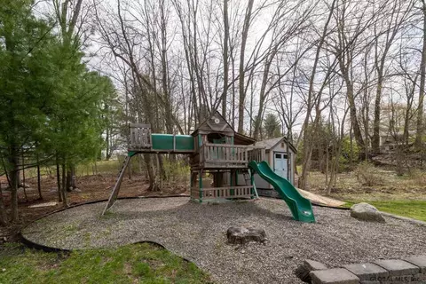36 Crystal Ln, Delmar, NY 12054 photo 34