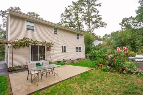 3677 E Lydius St, Schenectady, NY 12303 photo 19