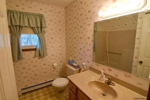 5 Raspberry Dr, Malta, NY 12020 photo 14