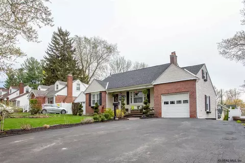 1452 Grenoside Ave, Schenectady, NY 12308 photo 3