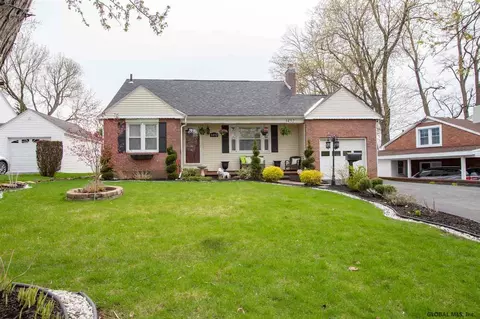 1452 Grenoside Ave, Schenectady, NY 12308 photo 1