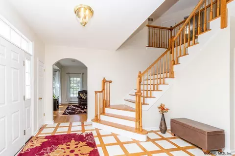 22 Gullane Dr, Slingerlands, NY 12159 photo 7