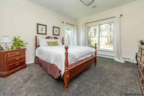 22 Gullane Dr, Slingerlands, NY 12159 photo 20
