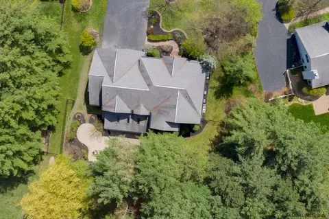 22 Gullane Dr, Slingerlands, NY 12159 photo 4