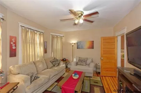 452 Fourth St, Schenectady, NY 12306 photo 9