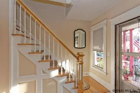 452 Fourth St, Schenectady, NY 12306 photo 8