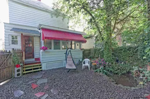 452 Fourth St, Schenectady, NY 12306 photo 24