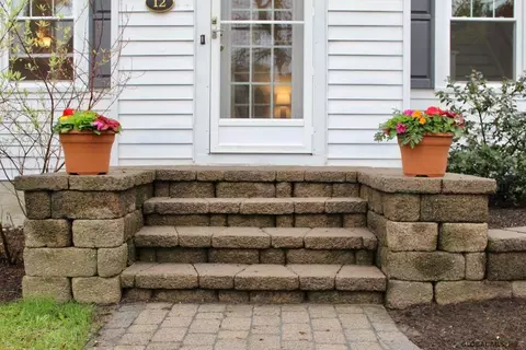12 Nathaniel Blvd, Delmar, NY 12054 photo 2