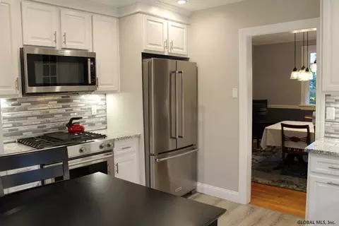 12 Nathaniel Blvd, Delmar, NY 12054 photo 23