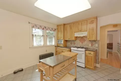 1270 Garner Ave, Schenectady, NY 12309 photo 11