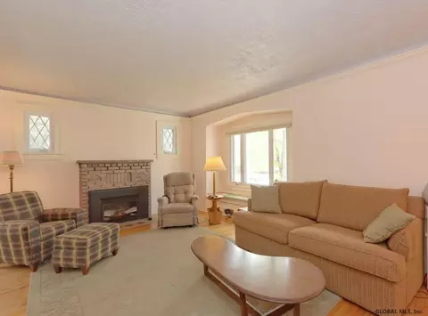 1270 Garner Ave, Schenectady, NY 12309 photo 6