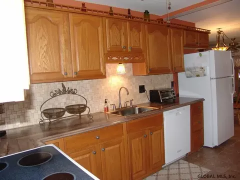 1002 Inner Dr, Schenectady, NY 12303 photo 13