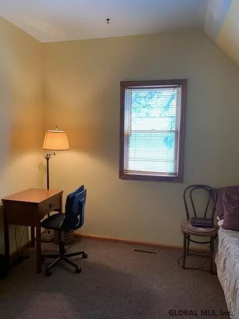 426 Taurus Rd, Schenectady, NY 12304 photo 27