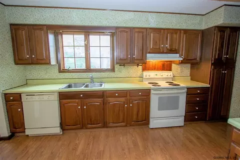 3891 Consaul Rd, Schenectady, NY 12304 photo 10