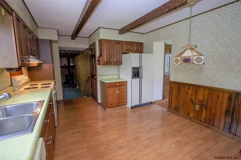 3891 Consaul Rd, Schenectady, NY 12304 photo 9