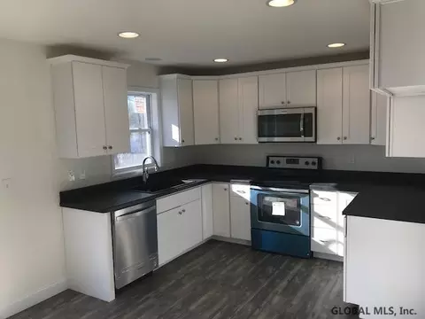 2836 Olean St, Schenectady, NY 12306 photo 3