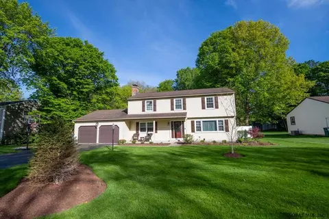 101 Benjamin St, Schenectady, NY 12303 photo 2