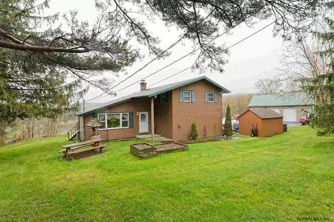 12 Elm Dr, East Berne, NY 12059 photo 2