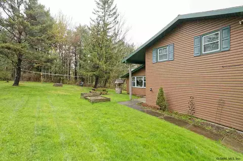 12 Elm Dr, East Berne, NY 12059 photo 9